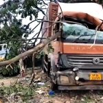 Nellore | కంటైనర్ లారీ బీభత్సం.. ఆరుగురి మృతి Nellore