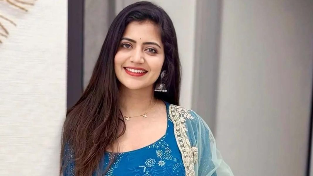 Anchor Shivajyothi | వెనక్కి తగ్గిన శివజ్యోతి.. బహిరంగ క్షమాపణలు