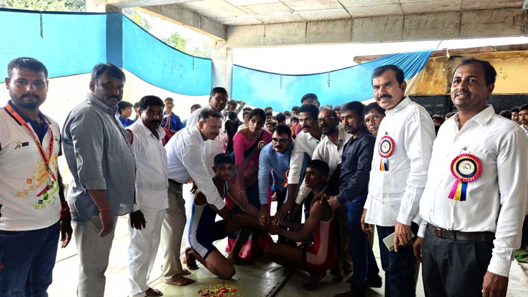 Wrestling competitions