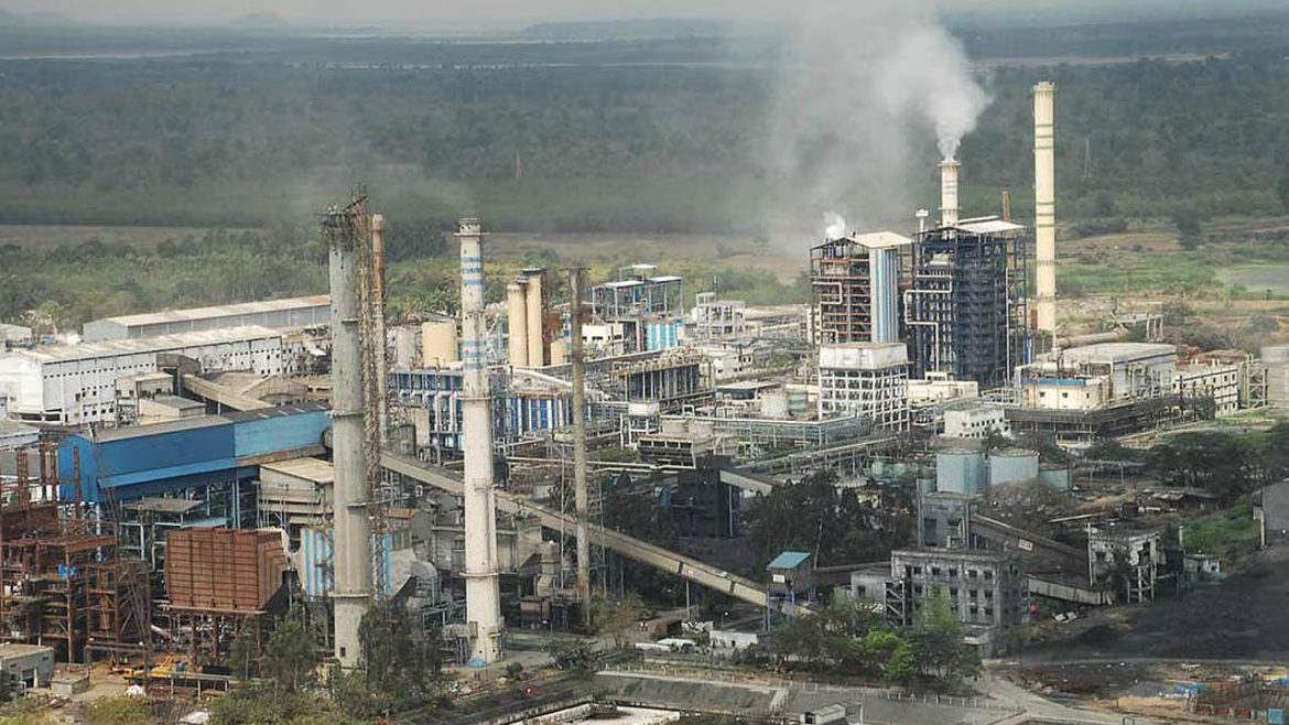 Telangana Pollution Control Board | కాలుష్య పరిశ్రమలపై టీజీపీసీబీ కొరఢా.. 305 ఇండస్ట్రీలకు షట్​డౌన్​ ఆదేశాలు.. 1,234 యూనిట్లకు నోటీసులు జారీ..!