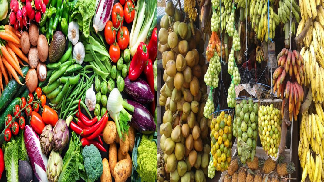 Vegetables and fruits | పండ్లు, కూరగాయలు ఫ్రిజ్‌లో పెట్టినా పాడైపోతున్నాయా.. ఇలా చెక్ పెట్టండి!