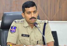 CP Sai Chaitanya | ఏర్గట్ల ఎస్సైని అభినందించిన సీపీ CP Sai Chaitanya