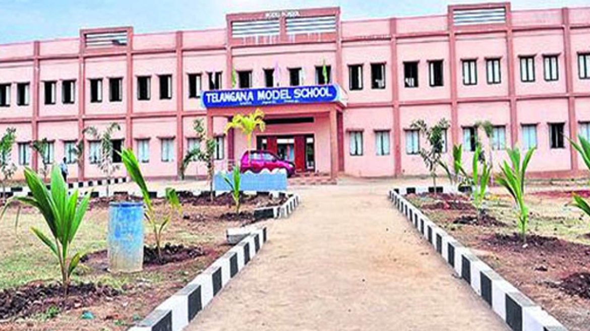 Model Schools | మోడల్‌ స్కూళ్లలో 6వ తరగతి ప్రవేశాలకు నోటిఫికేషన్.. ప్రవేశ పరీక్ష ఎప్పుడంటే..