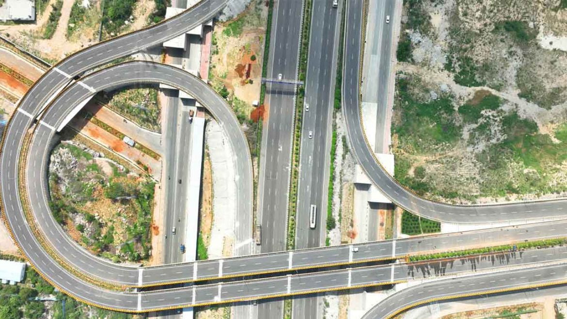 Budvel trumpet junction | మహానగర రోడ్డు వ్యవస్థకు మహర్దశ.. బుద్వేల్​ వద్ద ట్రంపెట్​ జంక్షన్​ ఏర్పాటుకు ప్రణాళిక!